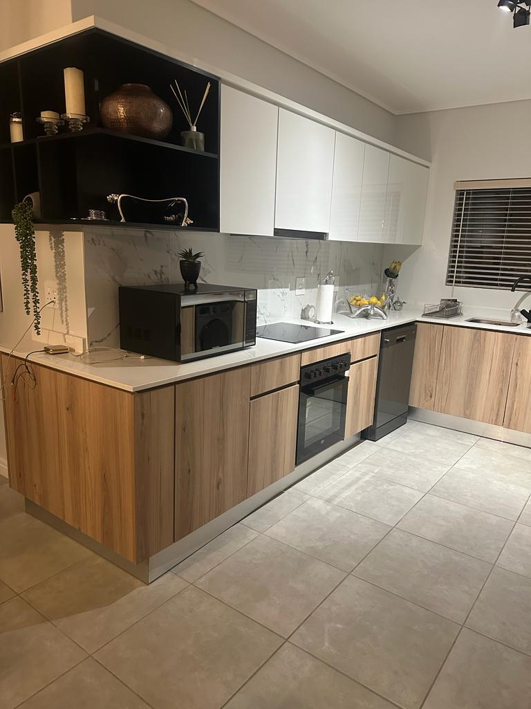 3 Bedroom Property for Sale in Waterfall Gauteng