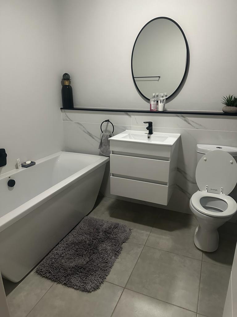 3 Bedroom Property for Sale in Waterfall Gauteng