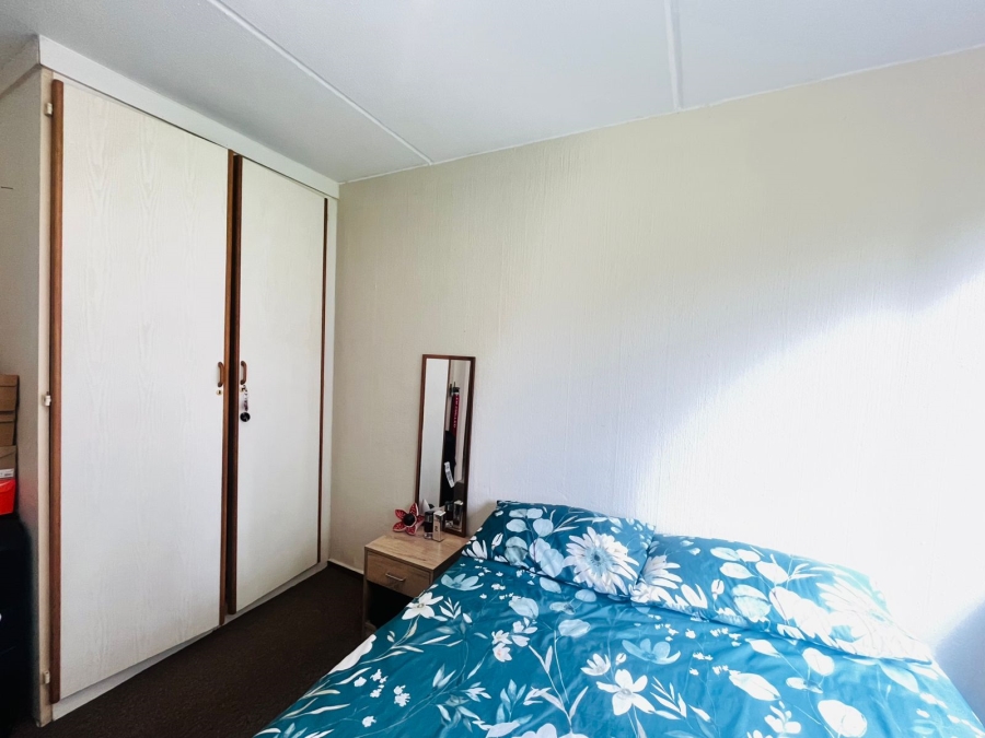 2 Bedroom Property for Sale in Sunninghill Gauteng