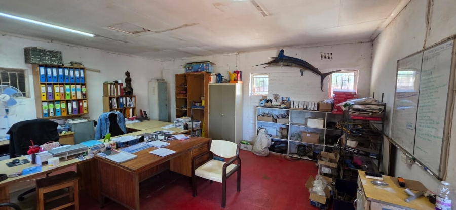 Commercial Property for Sale in Oberholzer Gauteng