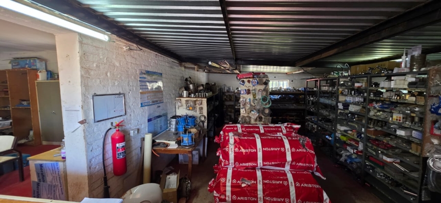 Commercial Property for Sale in Oberholzer Gauteng