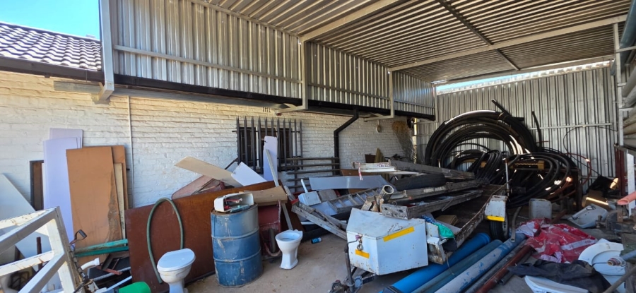 Commercial Property for Sale in Oberholzer Gauteng