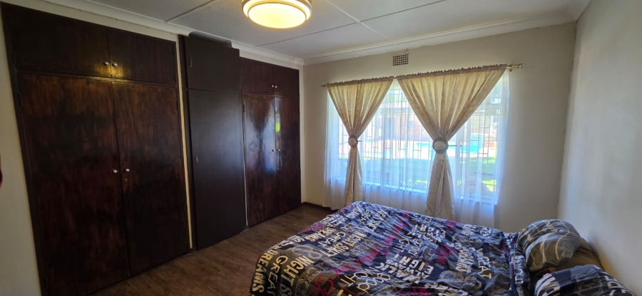 Commercial Property for Sale in Oberholzer Gauteng