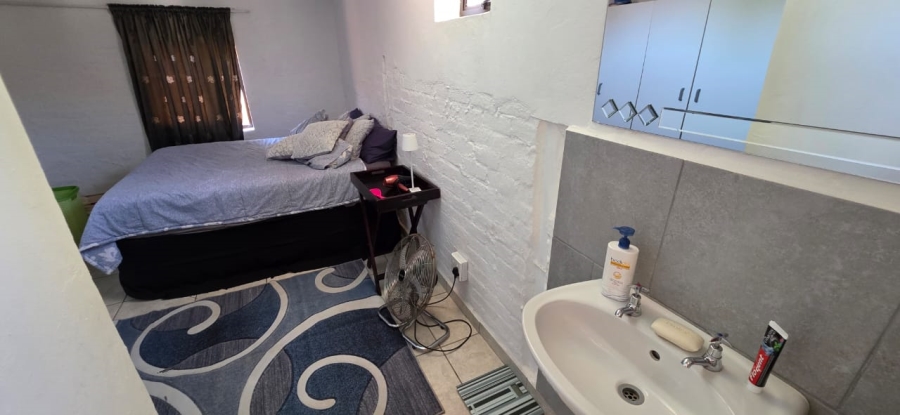 Commercial Property for Sale in Oberholzer Gauteng