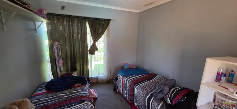 Commercial Property for Sale in Oberholzer Gauteng