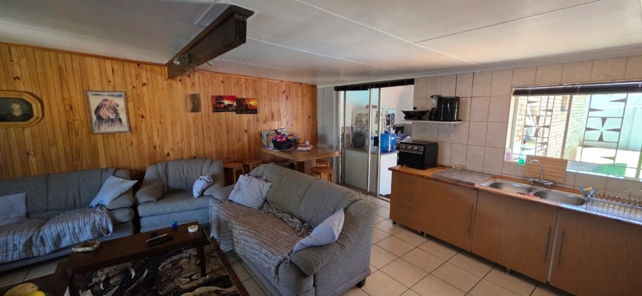 Commercial Property for Sale in Oberholzer Gauteng