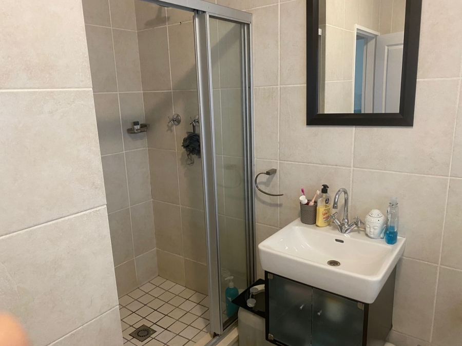 1 Bedroom Property for Sale in Bedfordview Gauteng