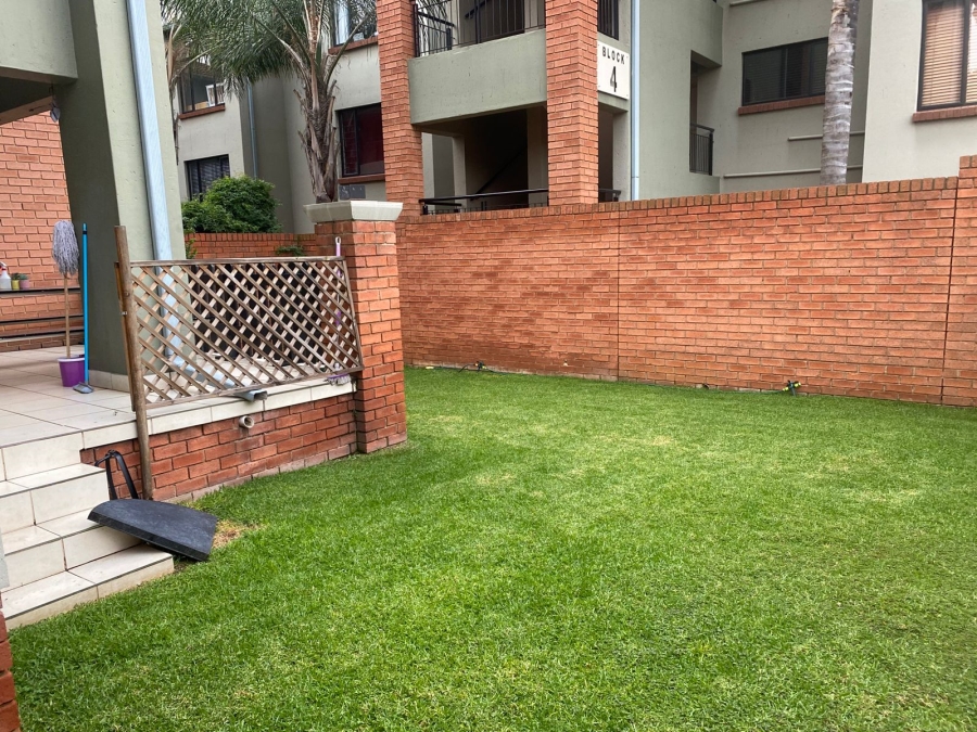 1 Bedroom Property for Sale in Bedfordview Gauteng