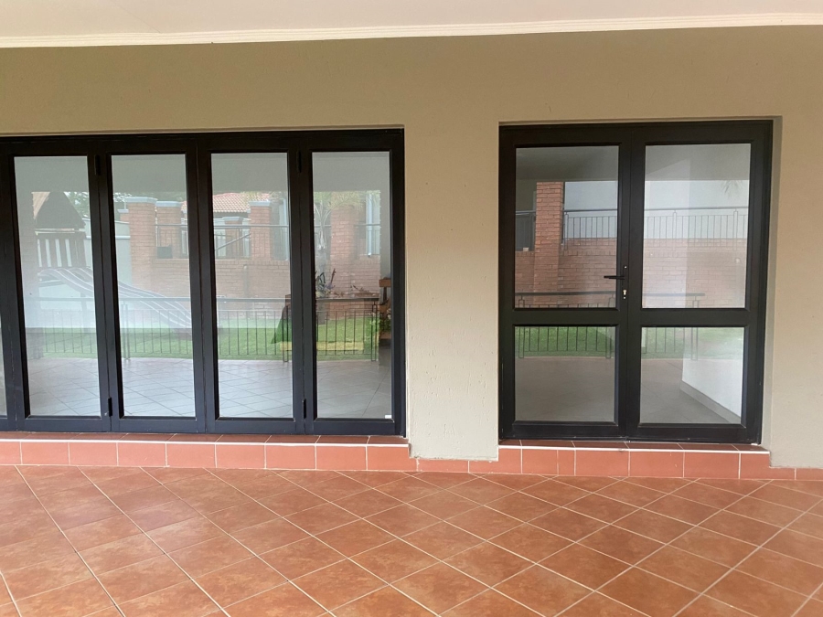 1 Bedroom Property for Sale in Bedfordview Gauteng
