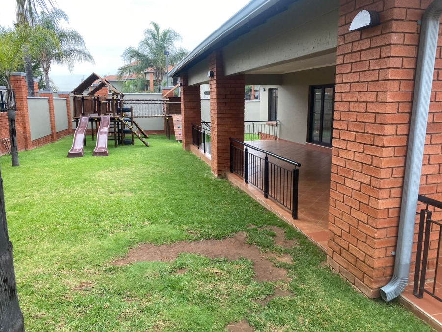 1 Bedroom Property for Sale in Bedfordview Gauteng