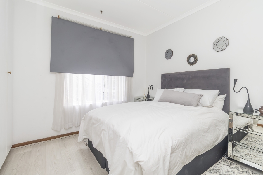 2 Bedroom Property for Sale in Bryanston Gauteng