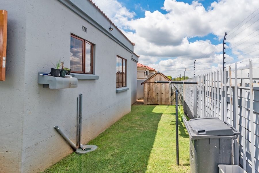3 Bedroom Property for Sale in Sharonlea Gauteng