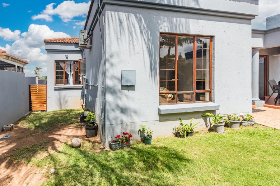 3 Bedroom Property for Sale in Sharonlea Gauteng