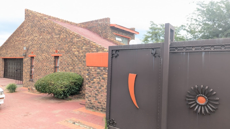 To Let 3 Bedroom Property for Rent in Waldrift Gauteng