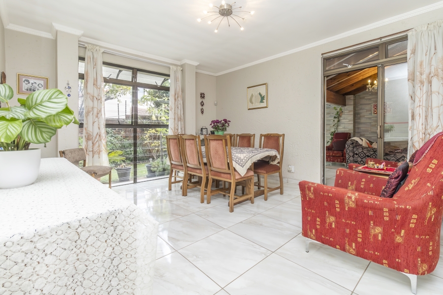 3 Bedroom Property for Sale in Magaliessig Gauteng