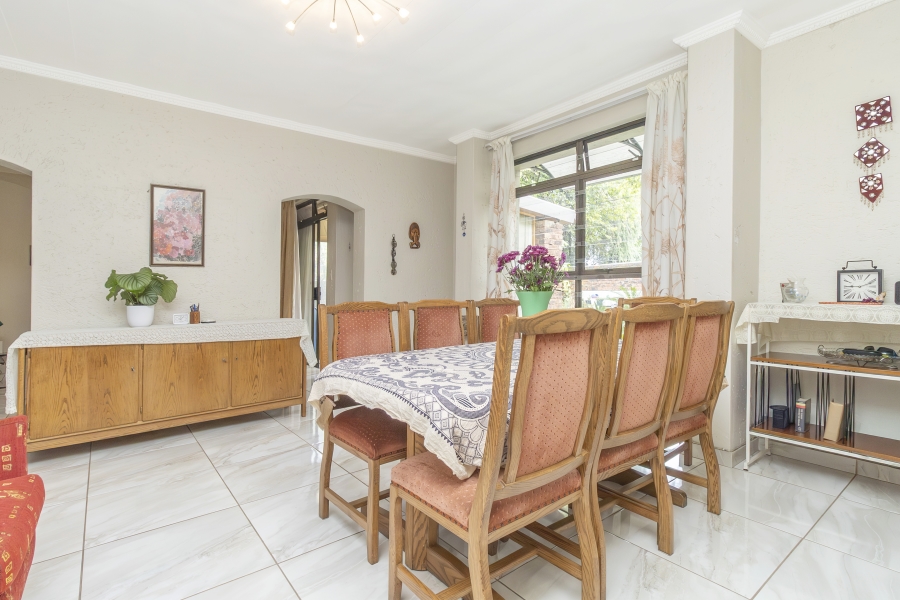 3 Bedroom Property for Sale in Magaliessig Gauteng