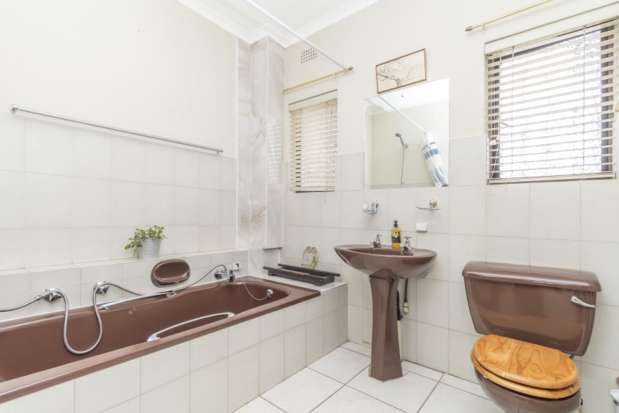 3 Bedroom Property for Sale in Magaliessig Gauteng