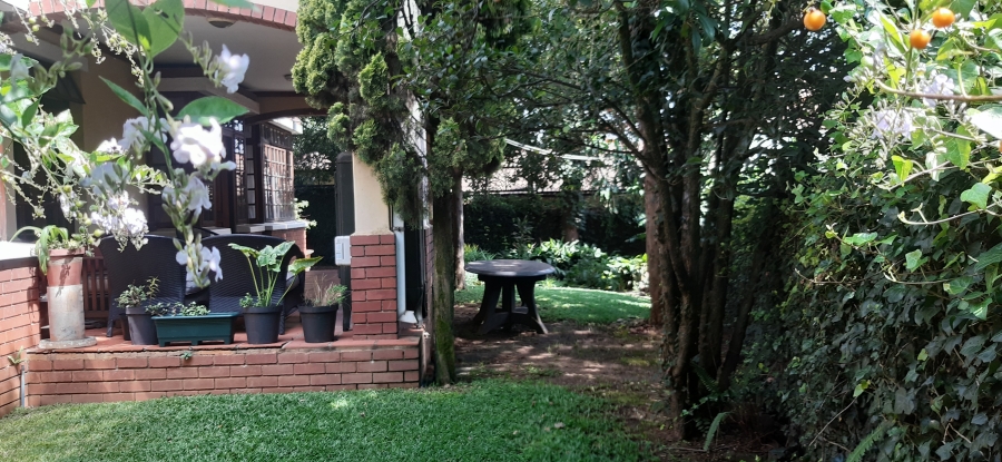 2 Bedroom Property for Sale in Groenkloof Gauteng