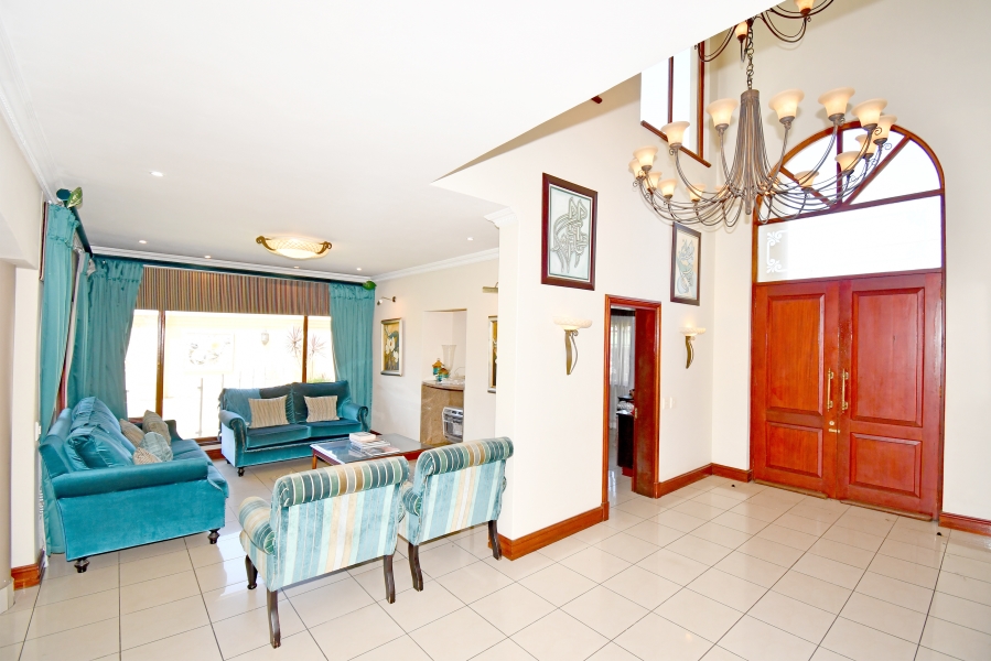 6 Bedroom Property for Sale in Crown North Gauteng