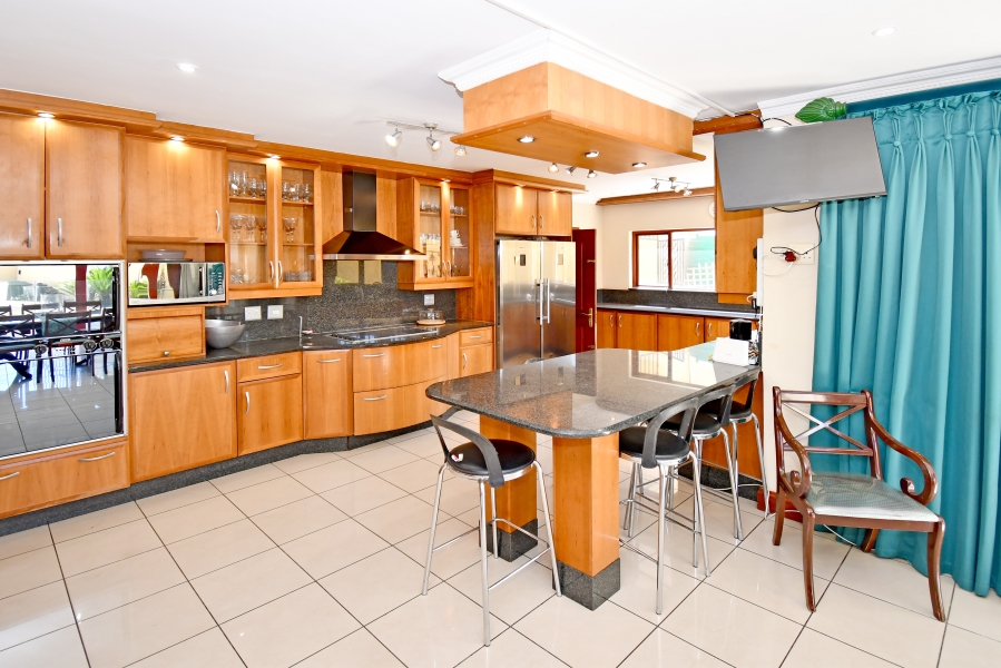 6 Bedroom Property for Sale in Crown North Gauteng