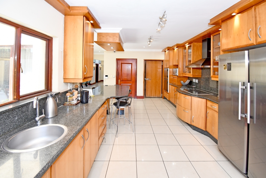 6 Bedroom Property for Sale in Crown North Gauteng