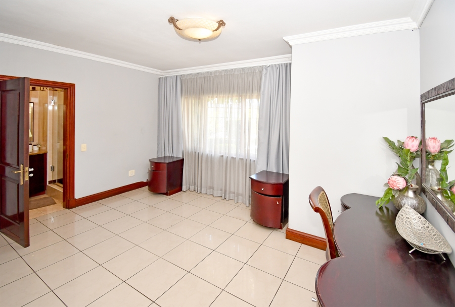 6 Bedroom Property for Sale in Crown North Gauteng