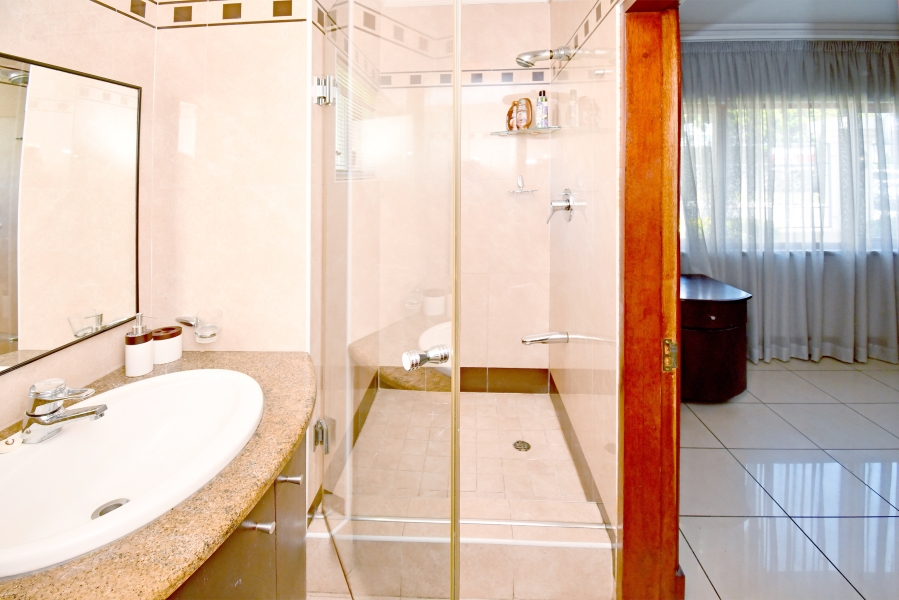 6 Bedroom Property for Sale in Crown North Gauteng