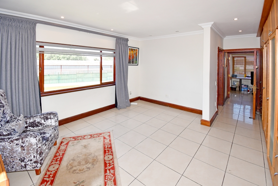 6 Bedroom Property for Sale in Crown North Gauteng