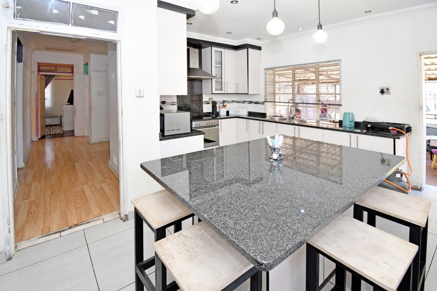 3 Bedroom Property for Sale in Crosby Gauteng