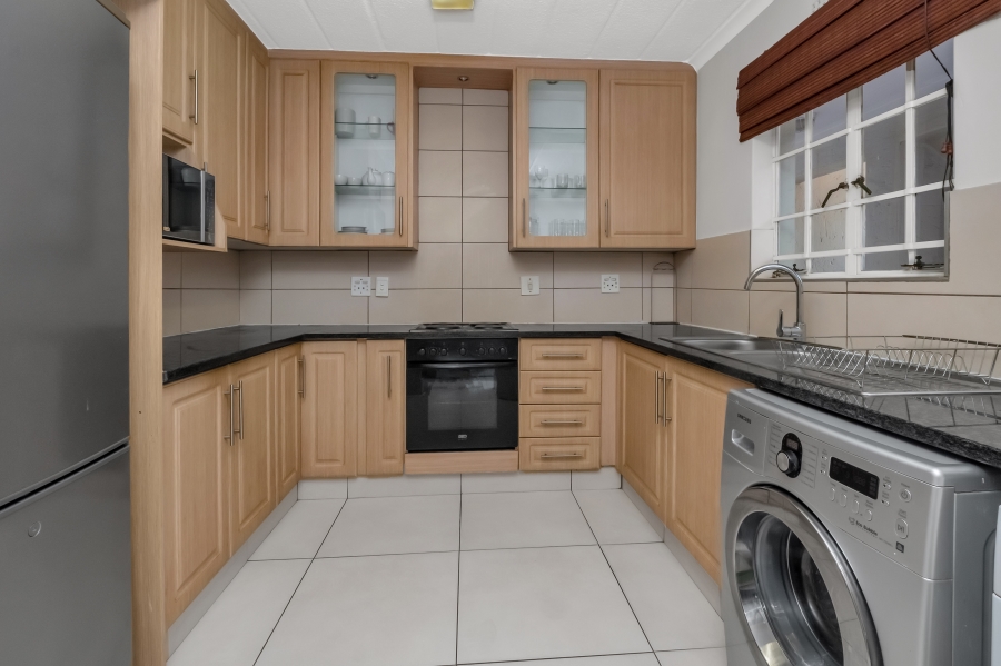 To Let 2 Bedroom Property for Rent in Morningside Gauteng