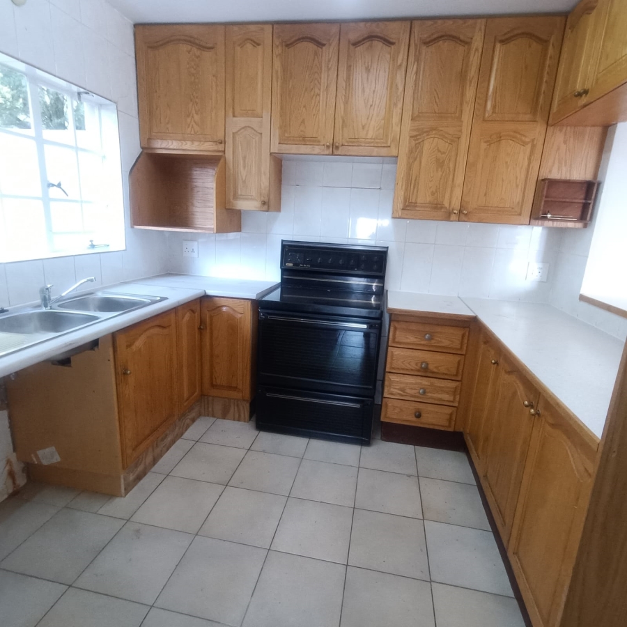 To Let 3 Bedroom Property for Rent in Blackheath Gauteng