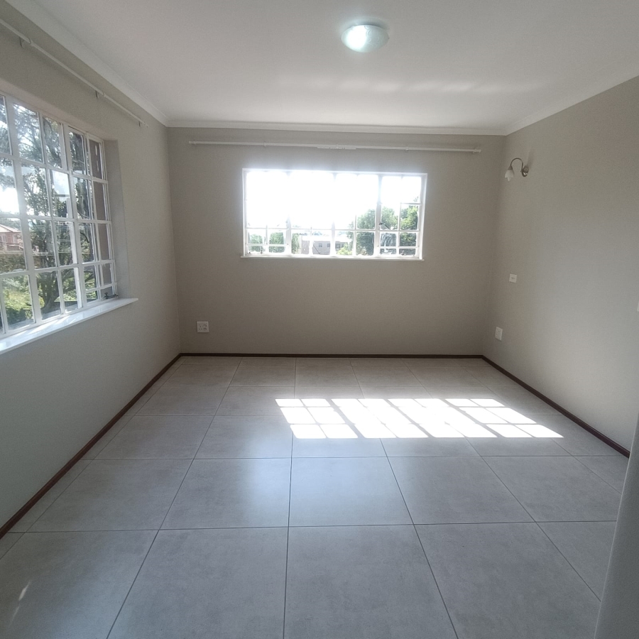 To Let 3 Bedroom Property for Rent in Blackheath Gauteng