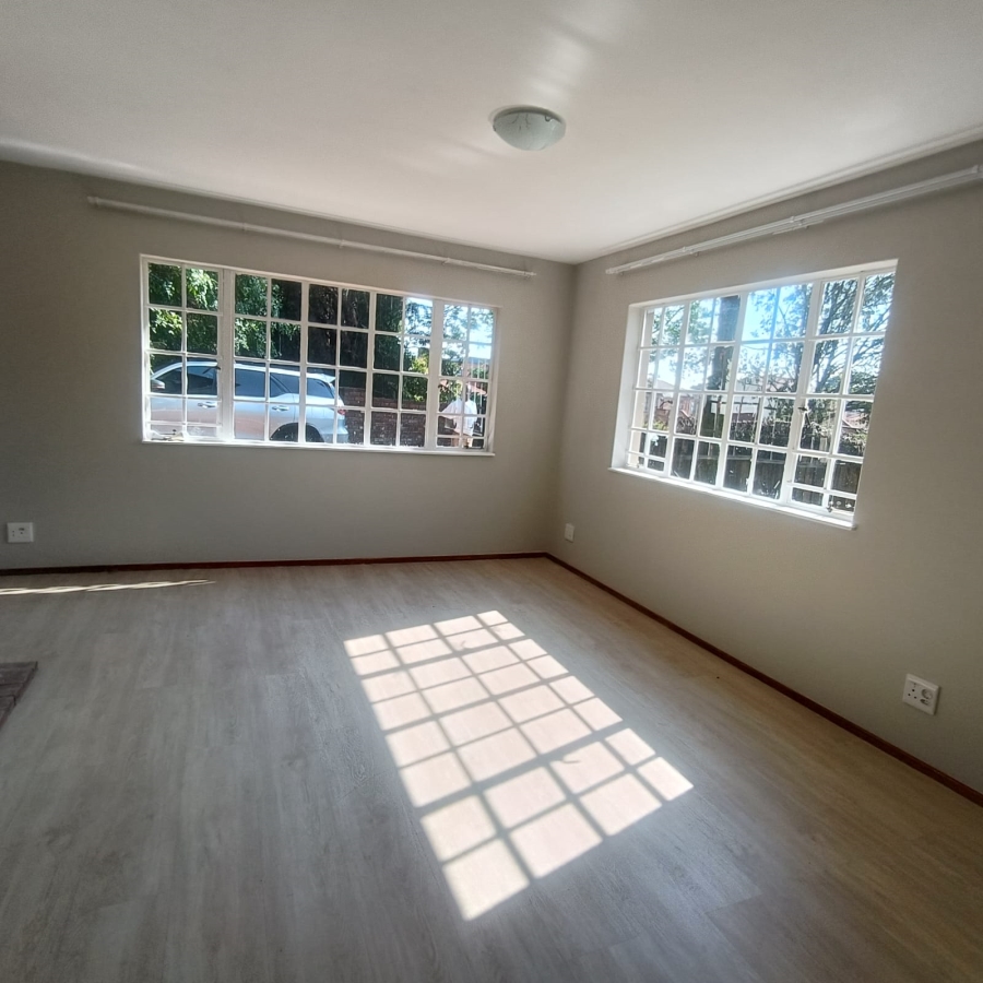 To Let 3 Bedroom Property for Rent in Blackheath Gauteng