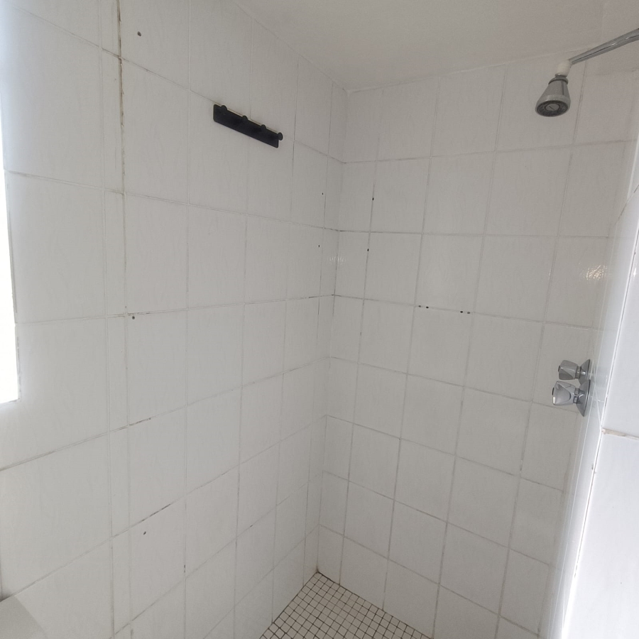 To Let 3 Bedroom Property for Rent in Blackheath Gauteng