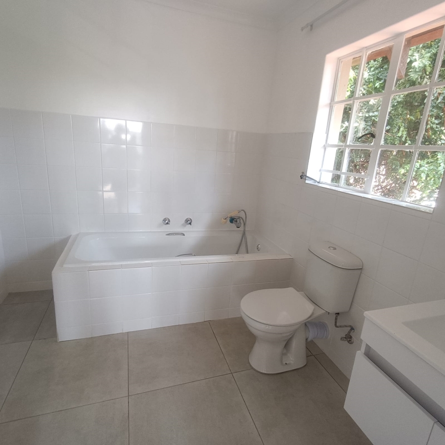 To Let 3 Bedroom Property for Rent in Blackheath Gauteng