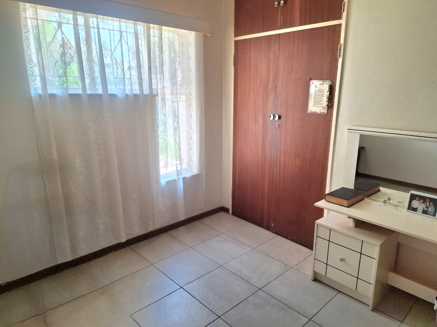 3 Bedroom Property for Sale in Greenhills Gauteng