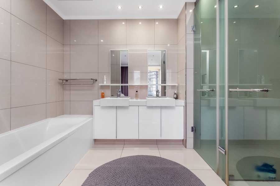 To Let 2 Bedroom Property for Rent in Sandton Central Gauteng