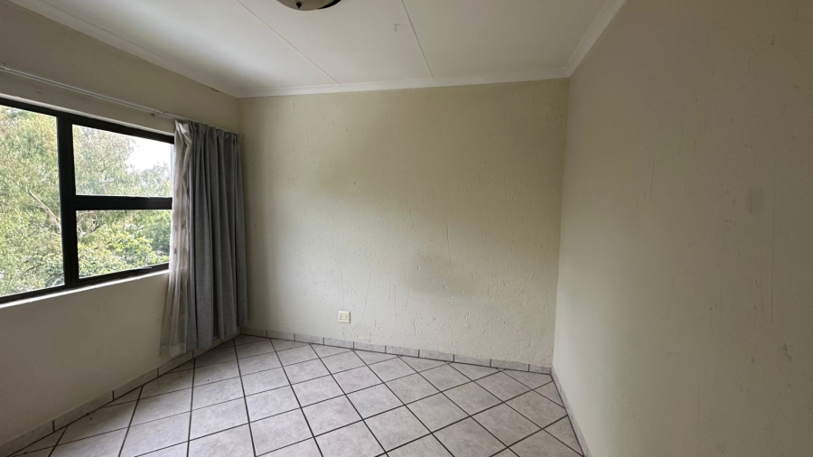 To Let 2 Bedroom Property for Rent in Sunninghill Gauteng