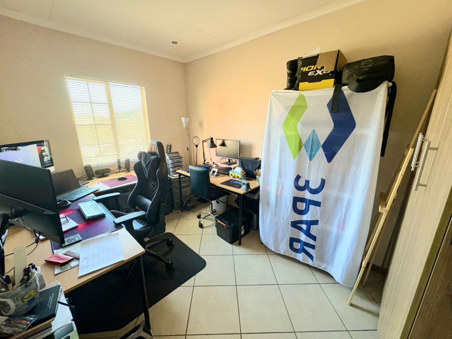 2 Bedroom Property for Sale in Sagewood Gauteng