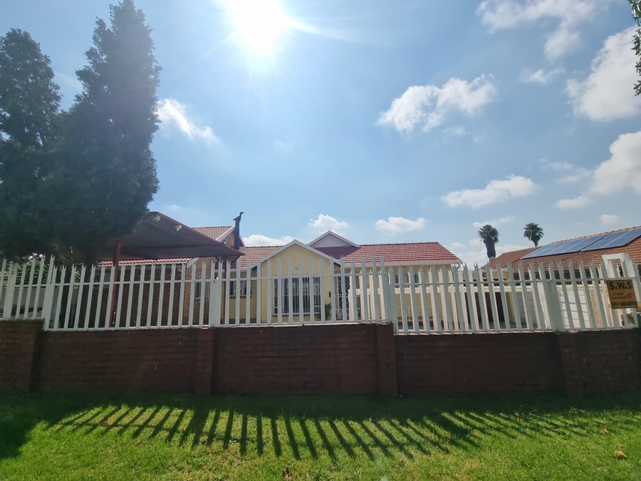 4 Bedroom Property for Sale in Dinwiddie Gauteng
