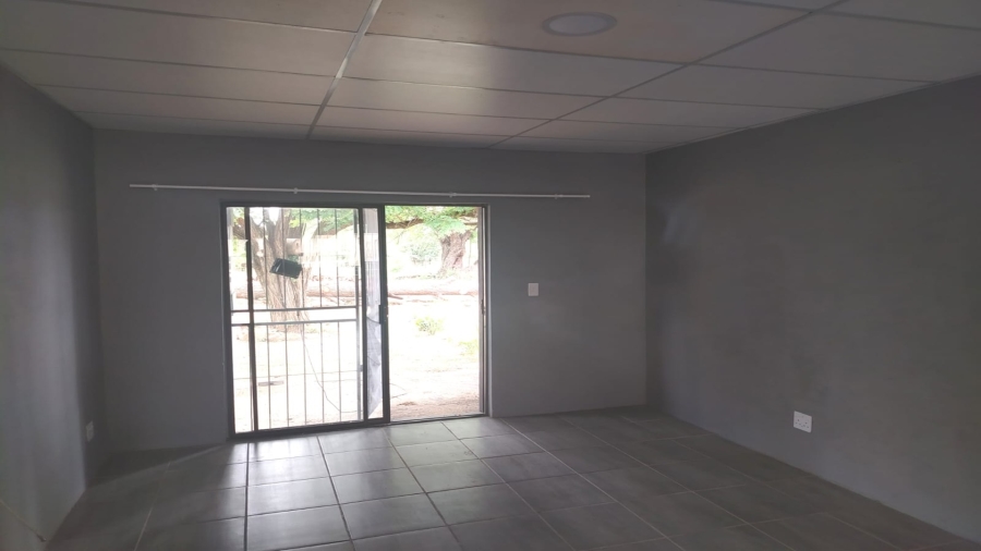 To Let 2 Bedroom Property for Rent in Northdene Gauteng
