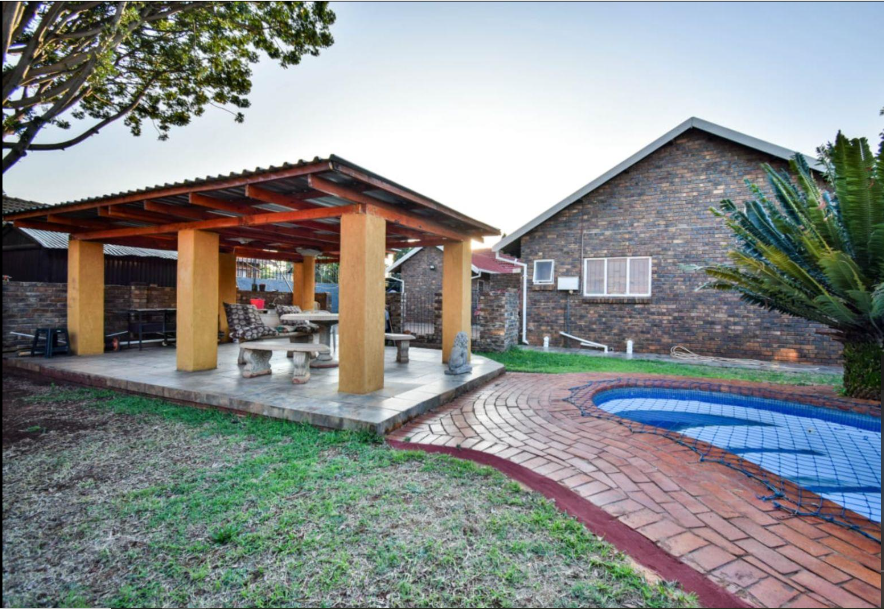 3 Bedroom Property for Sale in The Orchards Gauteng