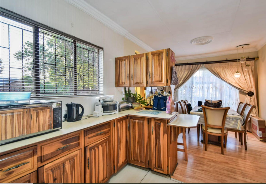 3 Bedroom Property for Sale in The Orchards Gauteng