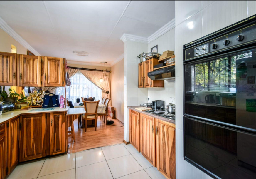 3 Bedroom Property for Sale in The Orchards Gauteng