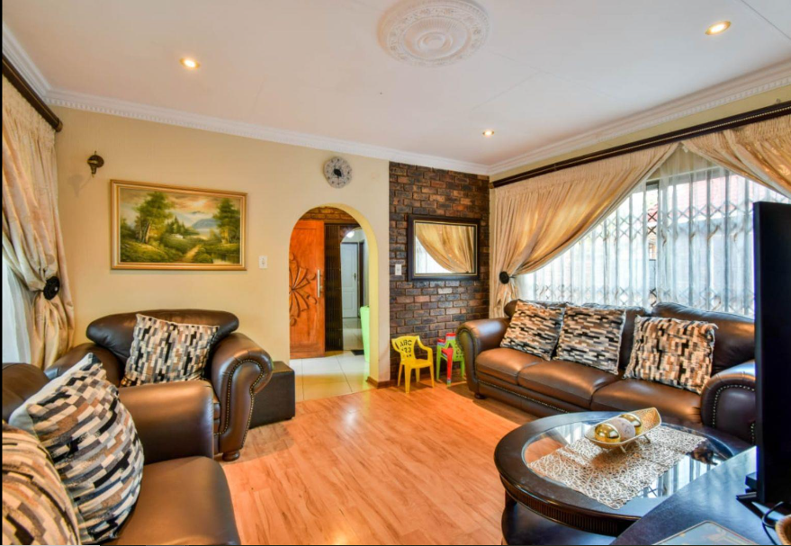 3 Bedroom Property for Sale in The Orchards Gauteng