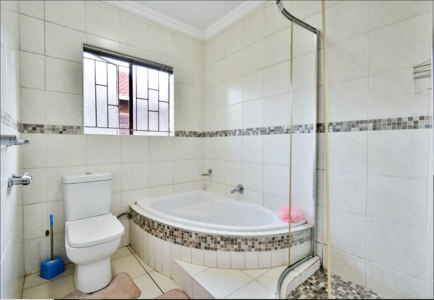 3 Bedroom Property for Sale in The Orchards Gauteng