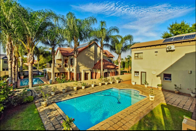 4 Bedroom Property for Sale in Zambezi Country Estate Gauteng