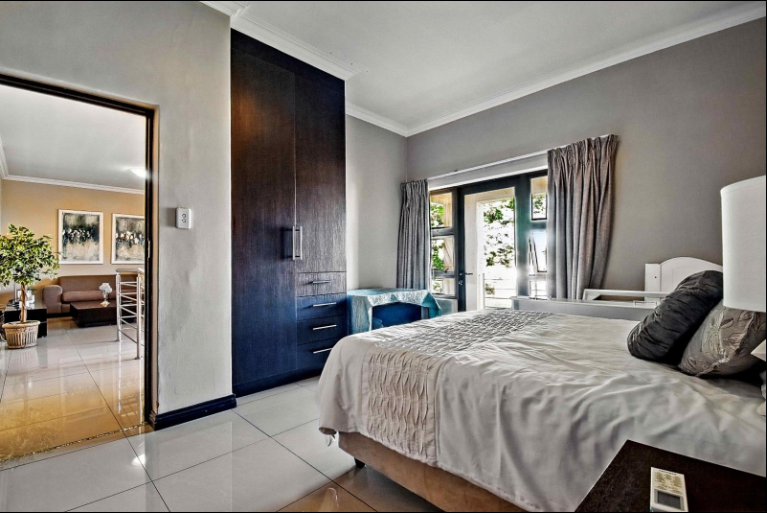 4 Bedroom Property for Sale in Zambezi Country Estate Gauteng