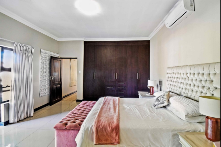 4 Bedroom Property for Sale in Zambezi Country Estate Gauteng