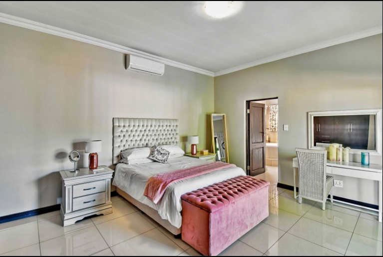 4 Bedroom Property for Sale in Zambezi Country Estate Gauteng